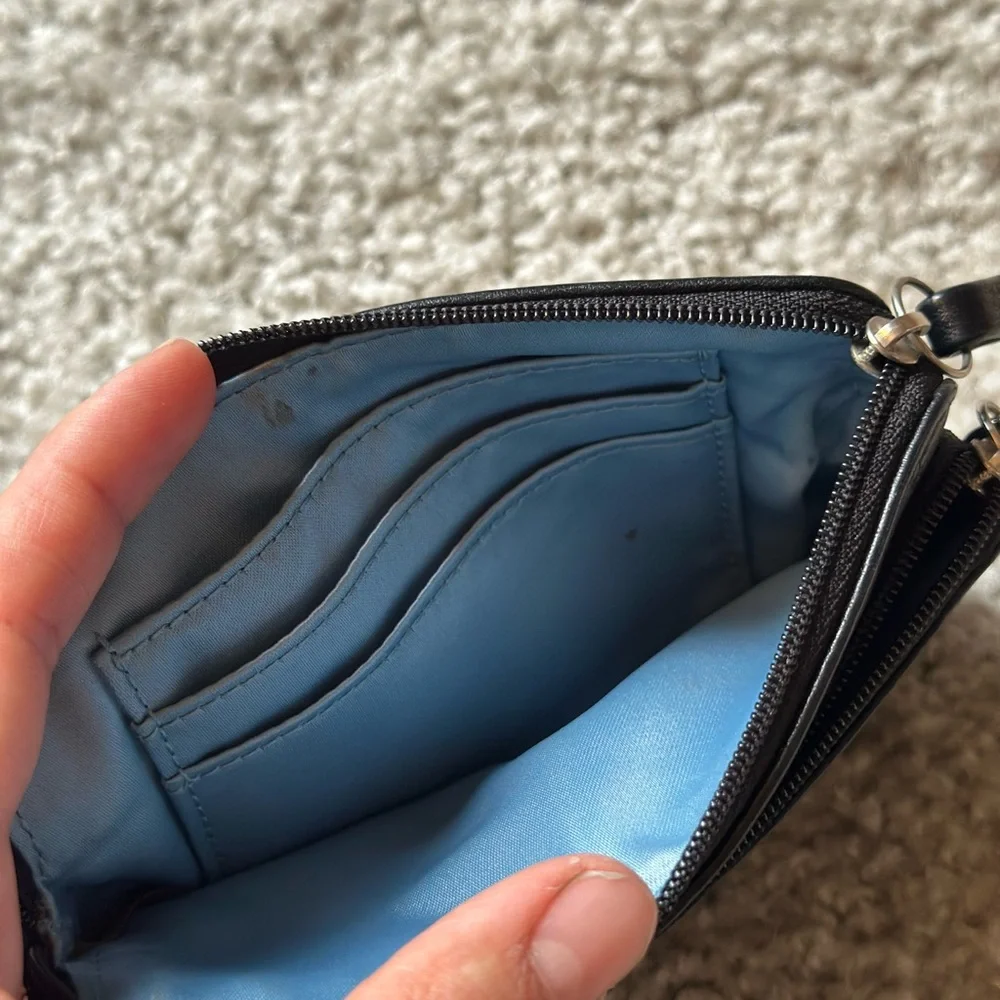 Black leather coach wristlet - Picture 4 of 7